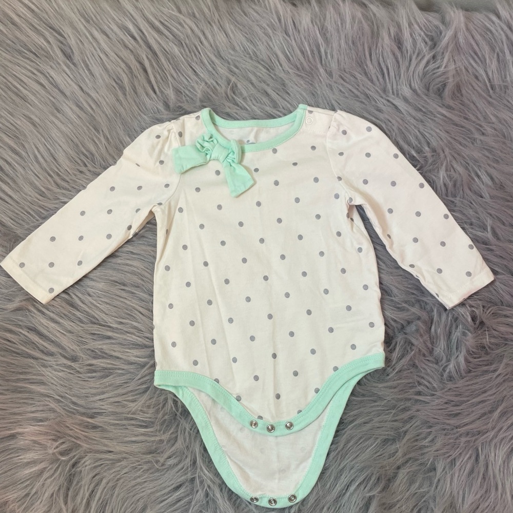 🎳NWOT Circo White Polka Dot Long-Sleeve One-Piece with Mint Trim